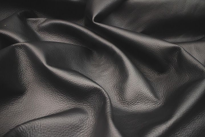 Soft PU Leather Upholstery Fabric 1.2mm Thick Upholstery Leather Distressed  B