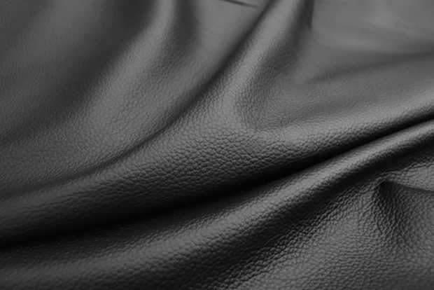 RICH BLACK PEBBLE #19