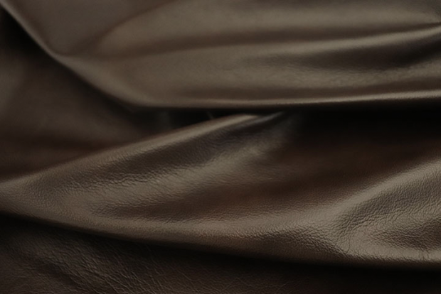 https://leatherhidestore.com/media/